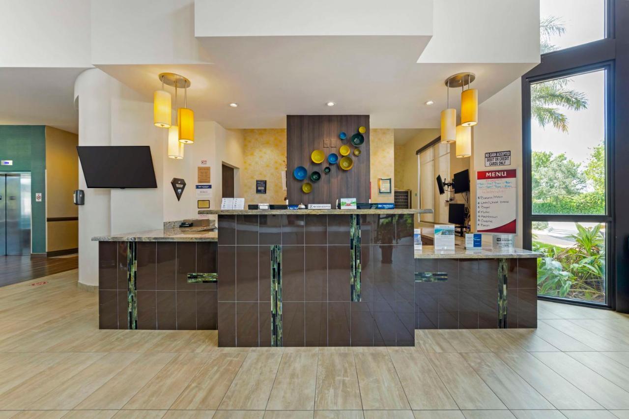 Best Western Plus Miami Executive Airport Hotel And Suites Country Walk Kültér fotó