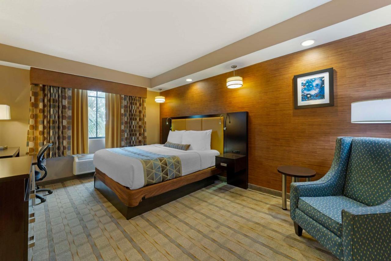 Best Western Plus Miami Executive Airport Hotel And Suites Country Walk Kültér fotó