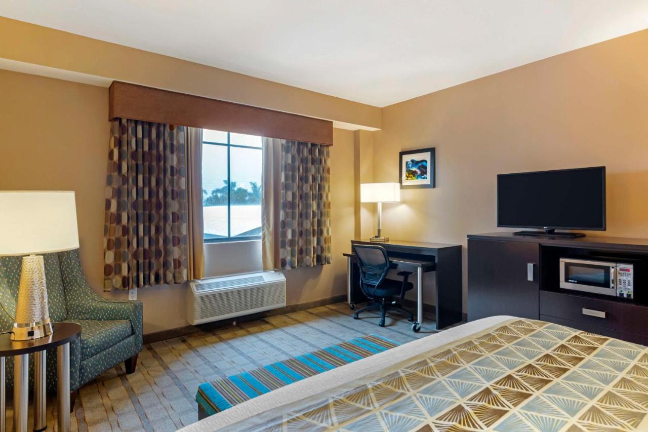 Best Western Plus Miami Executive Airport Hotel And Suites Country Walk Kültér fotó