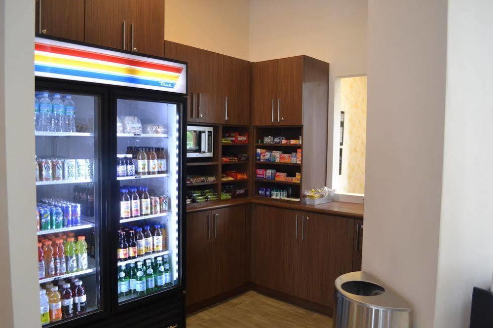 Best Western Plus Miami Executive Airport Hotel And Suites Country Walk Kültér fotó