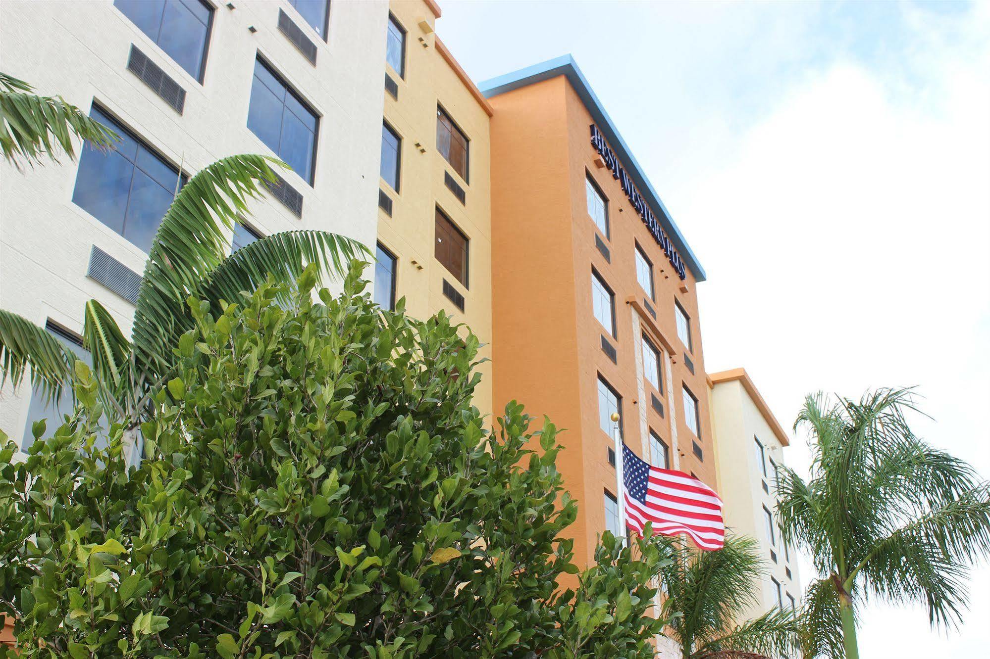 Best Western Plus Miami Executive Airport Hotel And Suites Country Walk Kültér fotó